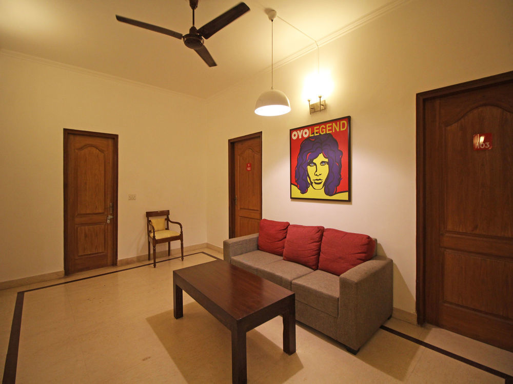 Oyo Flagship 592 Hauz Khas Village New Delhi Exterior photo
