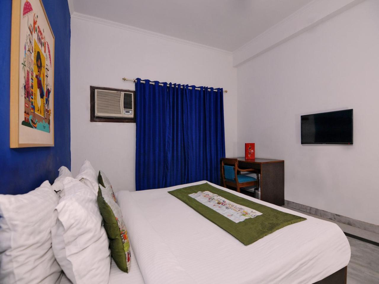 Oyo Flagship 592 Hauz Khas Village New Delhi Exterior photo