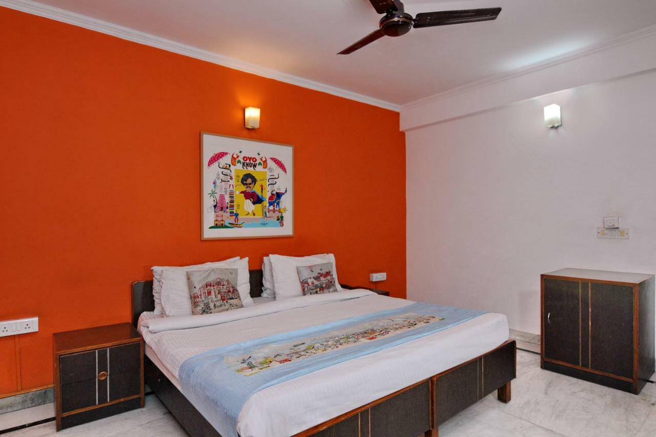 Oyo Flagship 592 Hauz Khas Village New Delhi Exterior photo